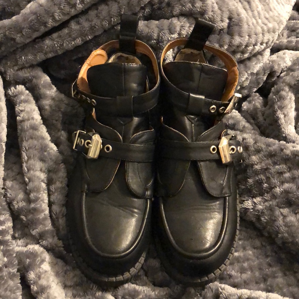 Platform Shoes